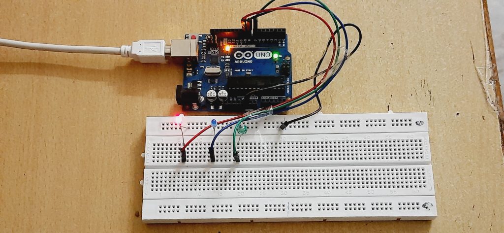 If you are a beginner this project is for you. In this you will find how to make Arduino Traffic